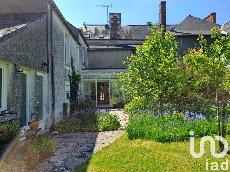 Maison - 280 m² - 12 pièces