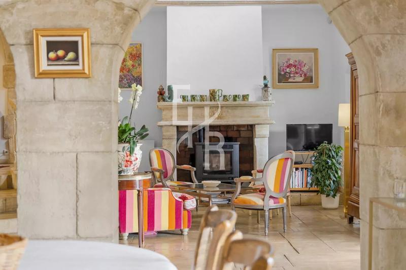 Villa - 205 m² - 5 pièces