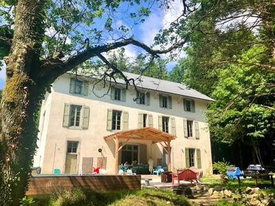 Demeure - 600 m² - 14 pièces