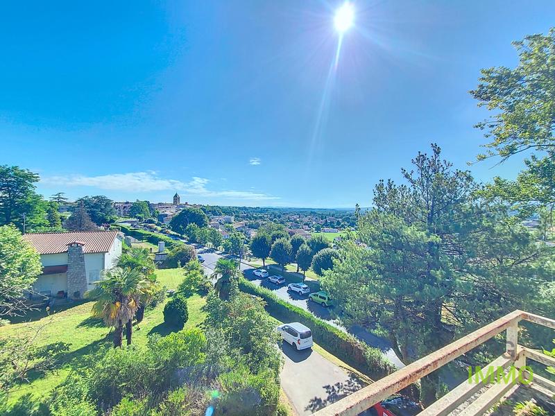 Appartement - 128 m² - 5 pièces