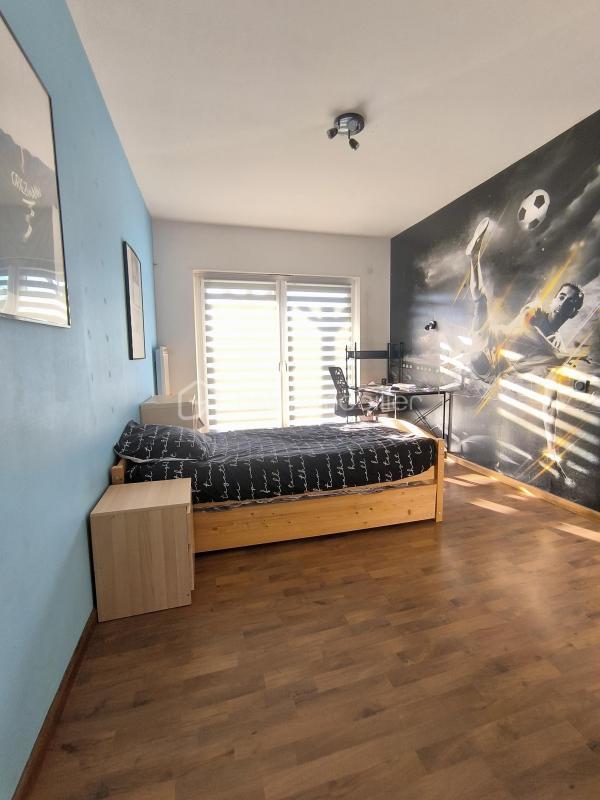 Maison traditionnelle - 290 m² - 9 pièces