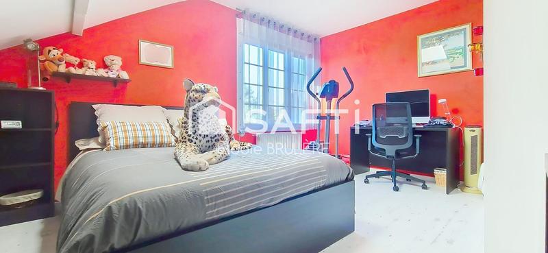 Maison - 152 m² - 9 pièces