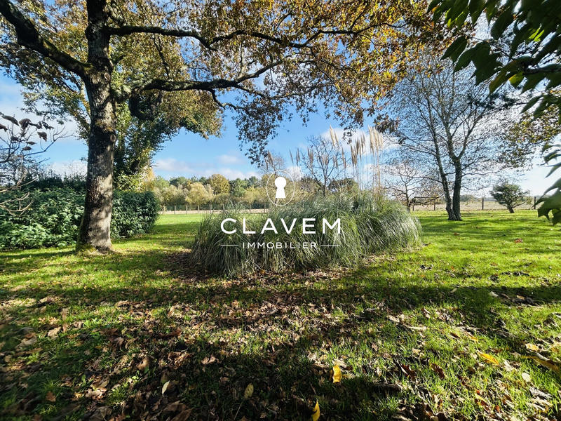 Maison - 208 m² - 7 pièces