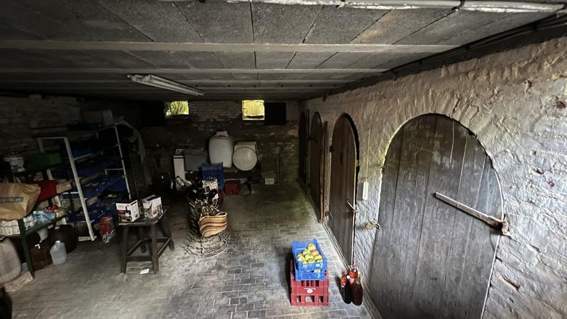 Maison ancienne - 220 m² - 6 pièces