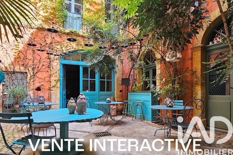 Maison - 430 m² - 15 pièces