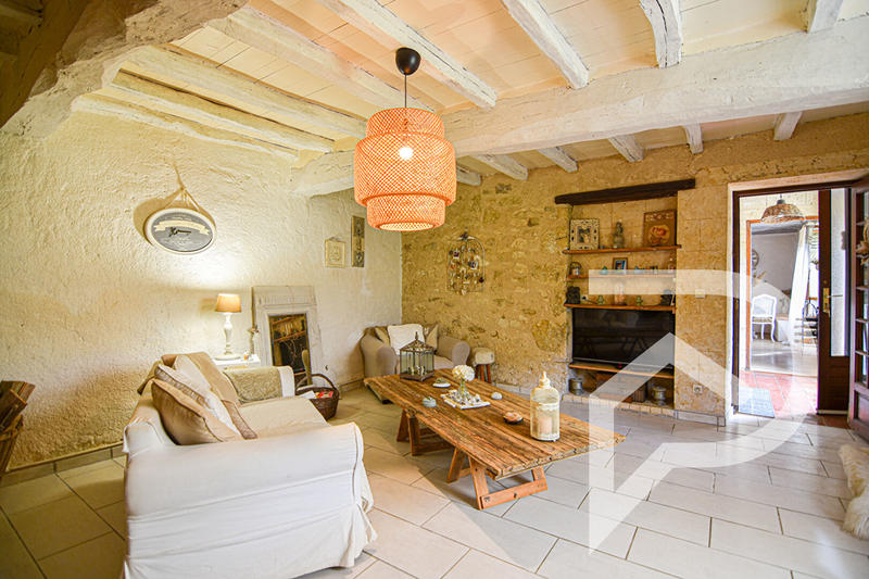 Maison - 140 m² - 5 pièces