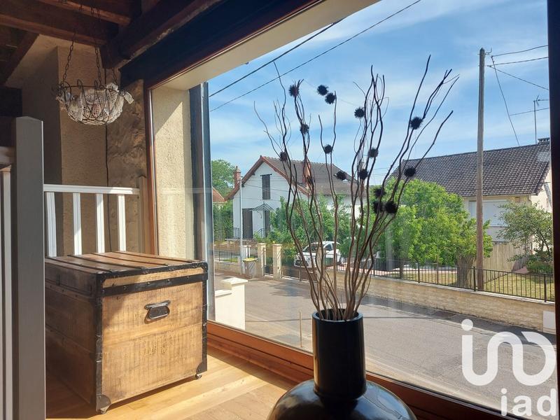 Maison - 247 m² - 9 pièces