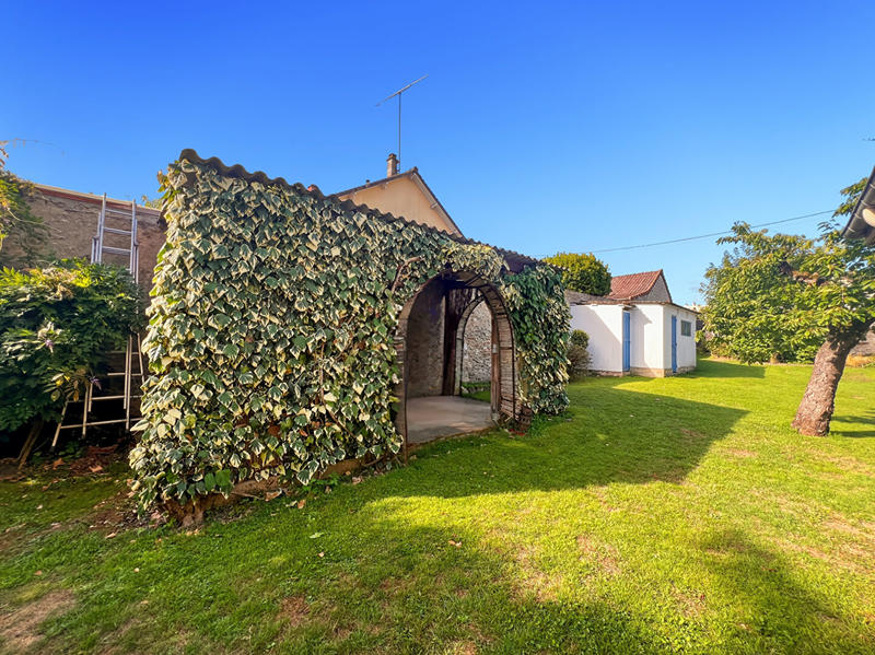 Maison - 205 m² - 8 pièces