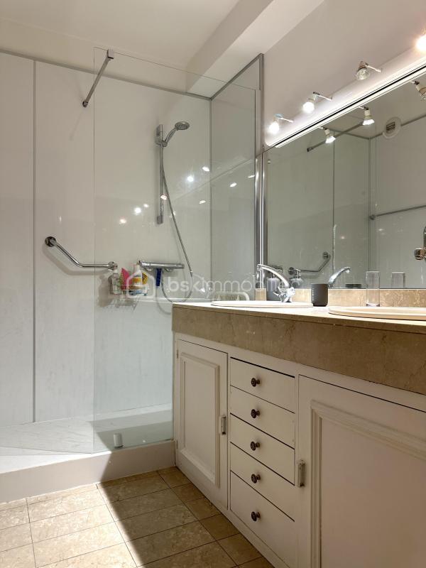 Appartement - 87 m² - 3 pièces