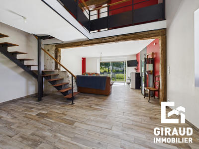 Maison - 140 m² - 4 pièces