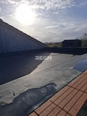 Maison - 260 m² - 1 pièce