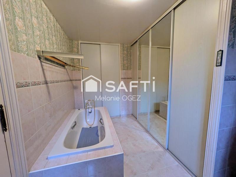 Maison - 268 m² - 8 pièces