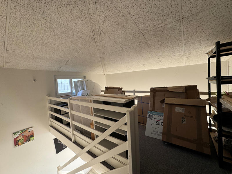 Local commercial - 30 m² - 2 pièces