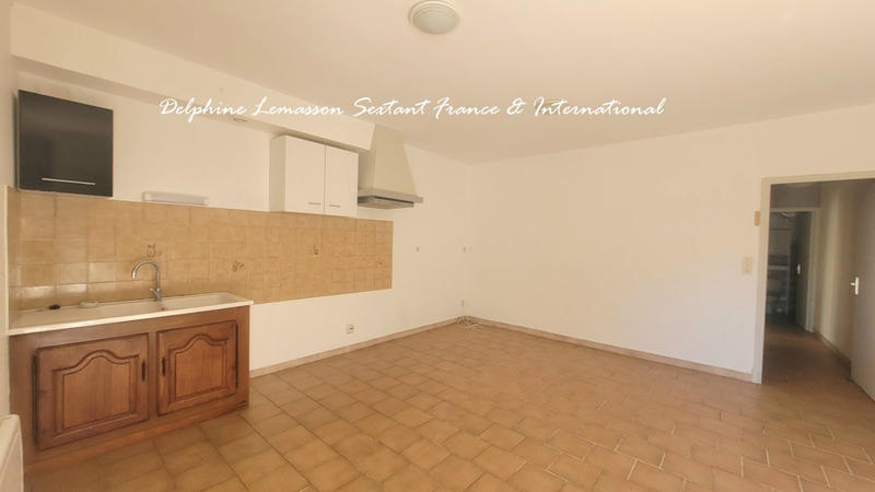 Maison - 240 m² - 12 pièces