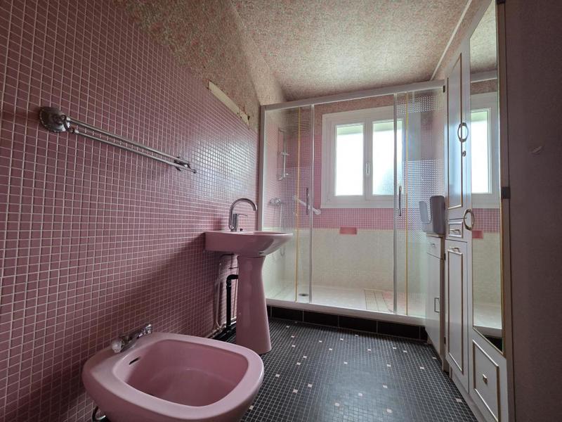 Maison - 97 m² - 5 pièces