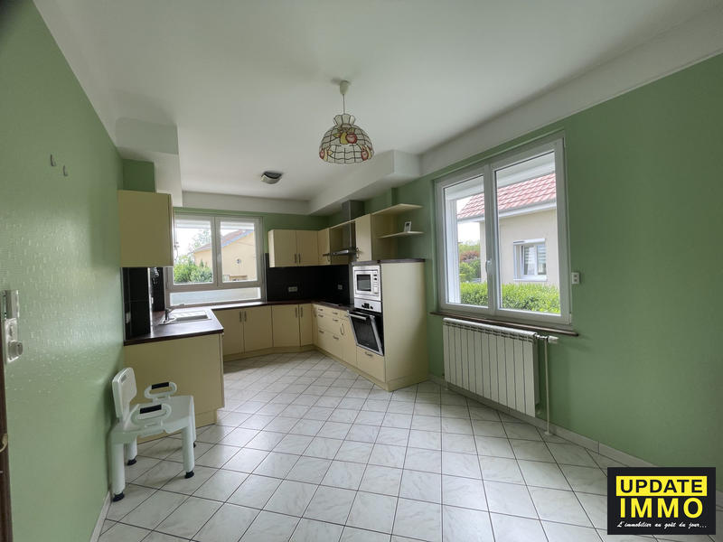 Maison - 137 m² - 8 pièces