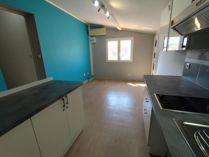 Maison - 270 m² - 10 pièces