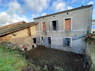 Maison - 136 m² - 4 pièces