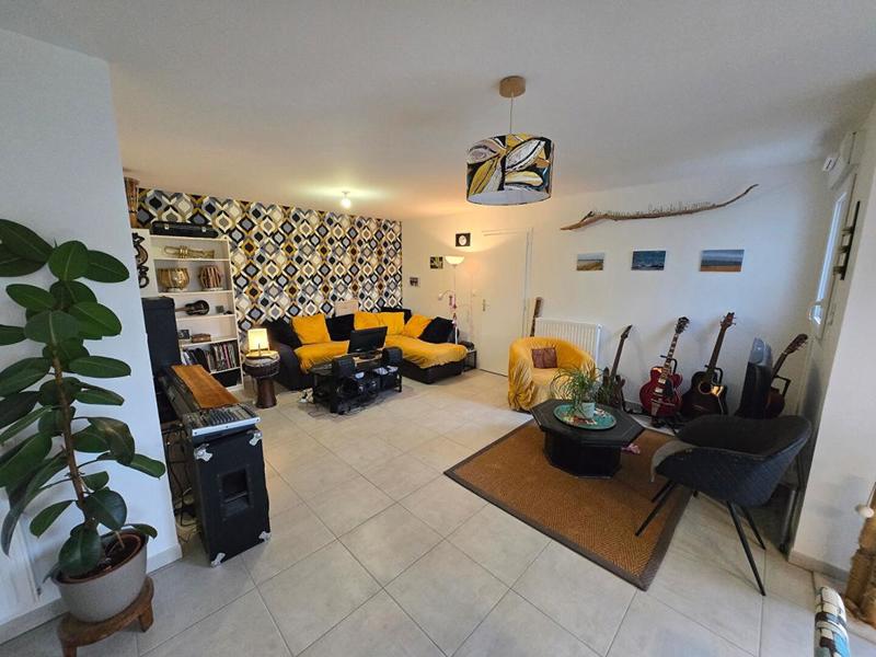 Maison - 85 m² - 4 pièces