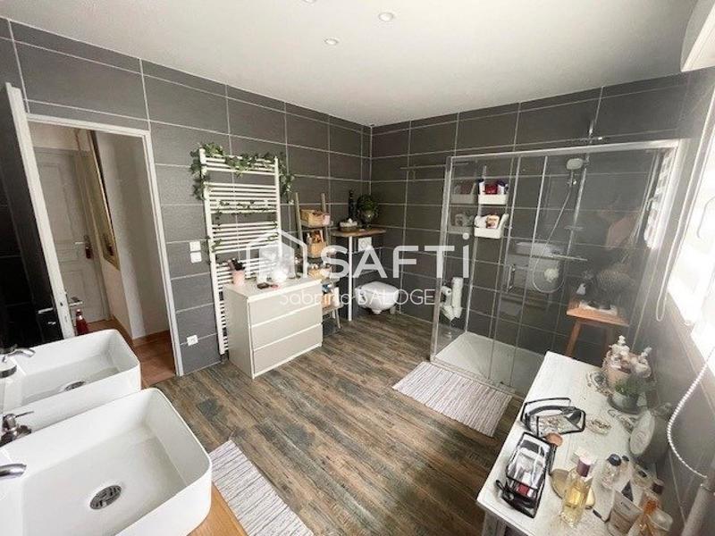 Maison - 132 m² - 5 pièces