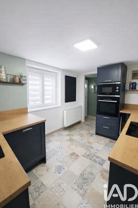 Maison - 98 m² - 4 pièces