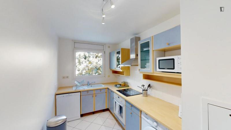 Chambre - 11 m² - 4 pièces