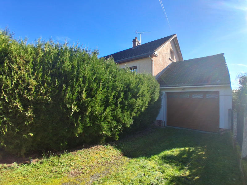 Maison - 93 m² - 4 pièces