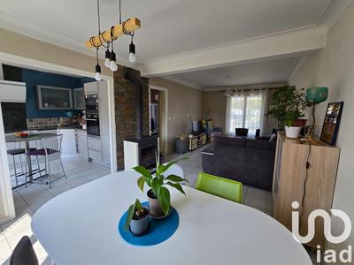 Maison - 82 m² - 5 pièces