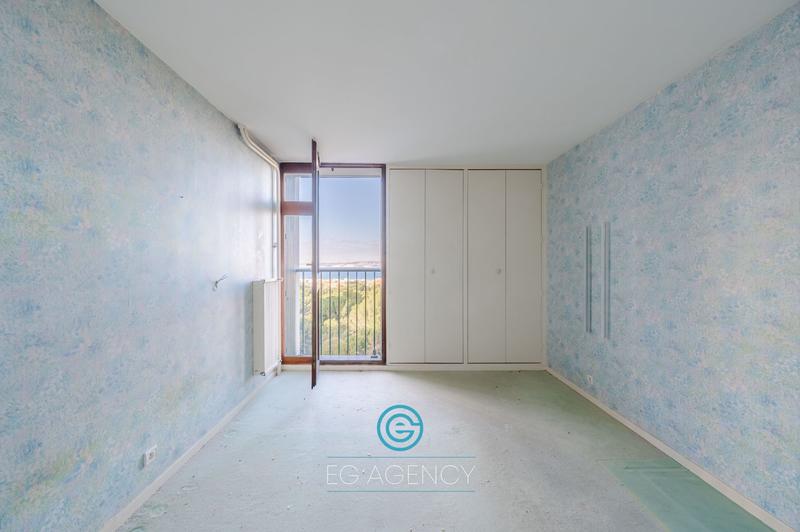 Appartement - 90 m² - 4 pièces