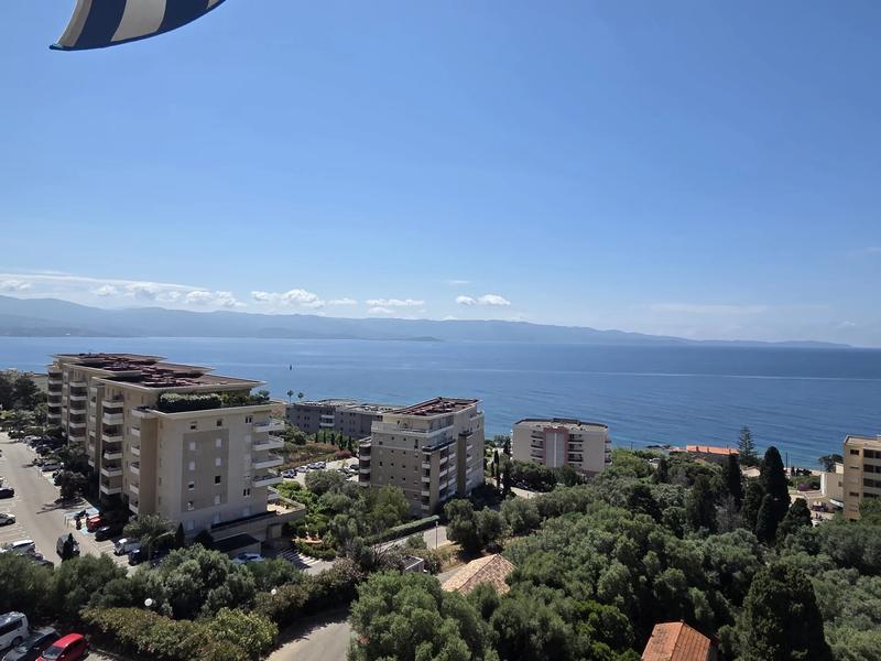 Appartement - 116 m² - 4 pièces