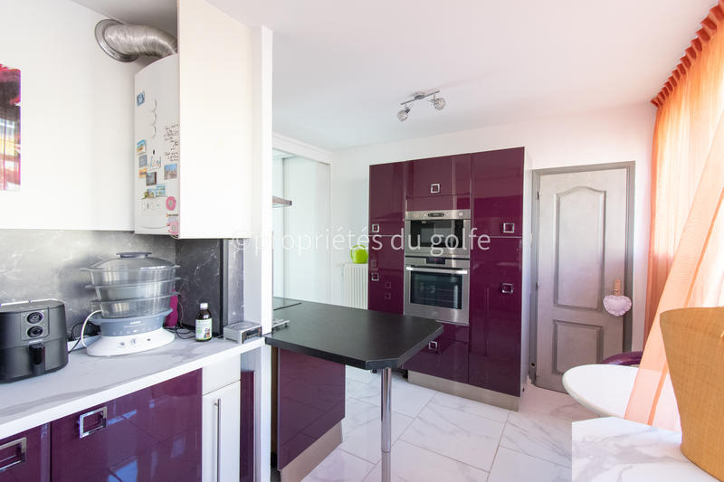 Appartement - 98 m² - 5 pièces