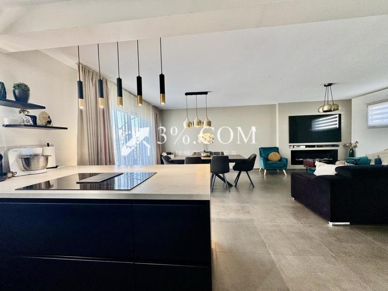 Maison - 114 m² - 6 pièces