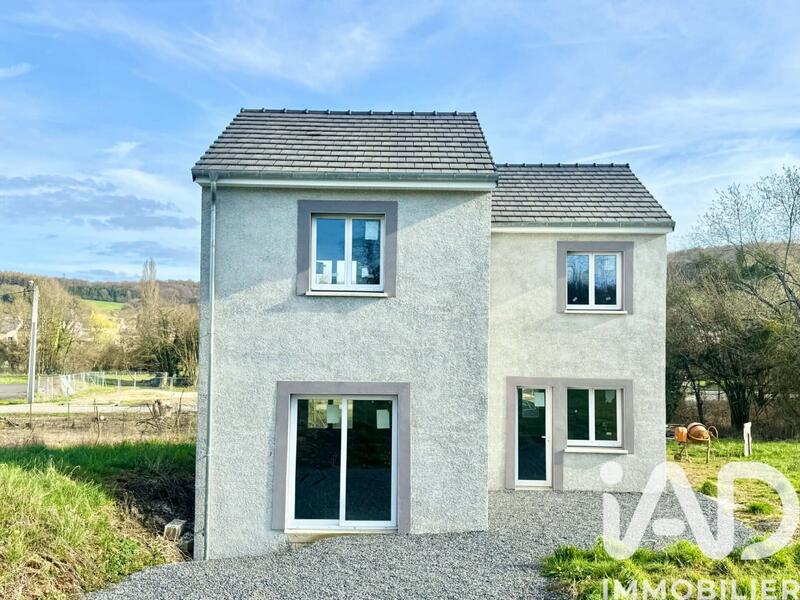 Maison - 95 m² - 3 pièces