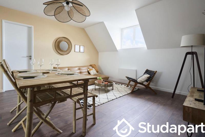 Chambre - 12 m² - 1 pièce