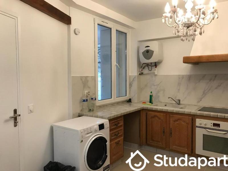 Chambre - 14 m² - 1 pièce