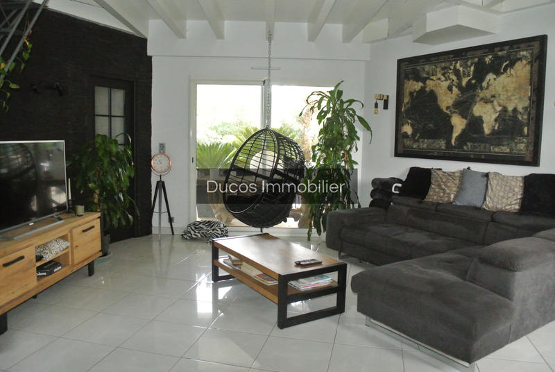 Maison - 166 m² - 5 pièces