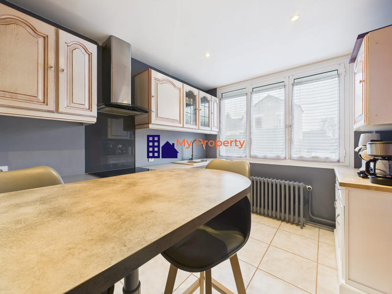 Maison - 87 m² - 4 pièces