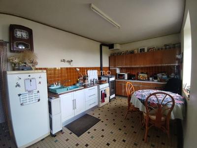 Maison en pierre - 75 m² - 4 pièces