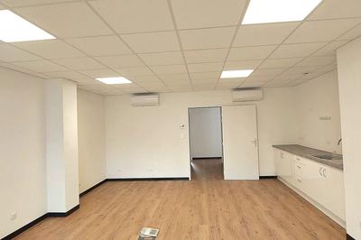 Local commercial - 133 m²