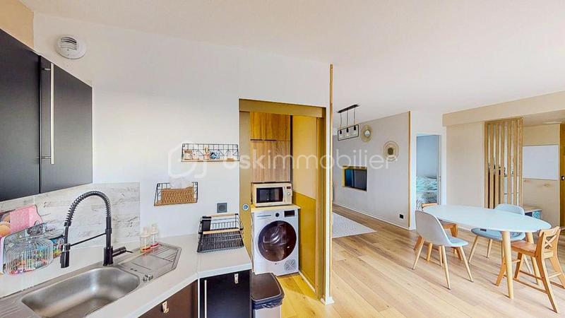 Appartement - 75 m² - 4 pièces