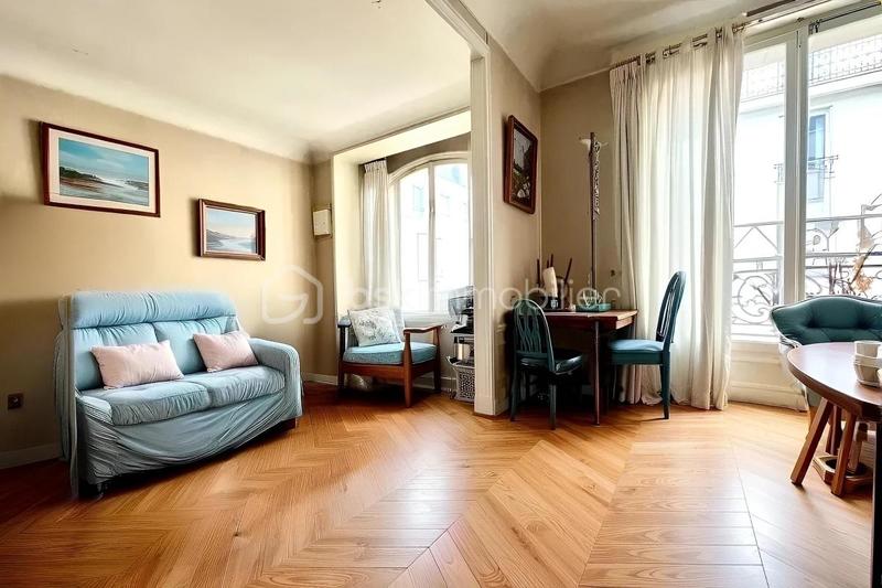 Appartement - 126 m² - 5 pièces