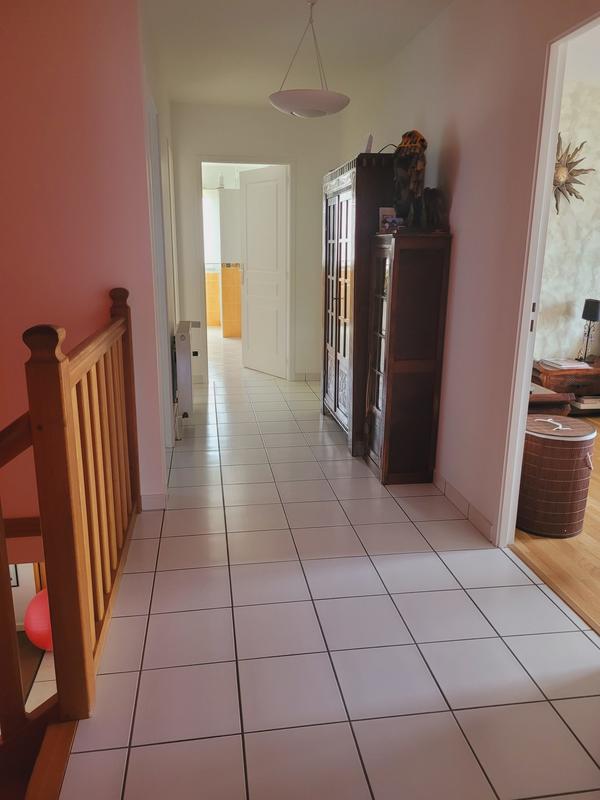 Maison contemporaine - 285 m² - 7 pièces