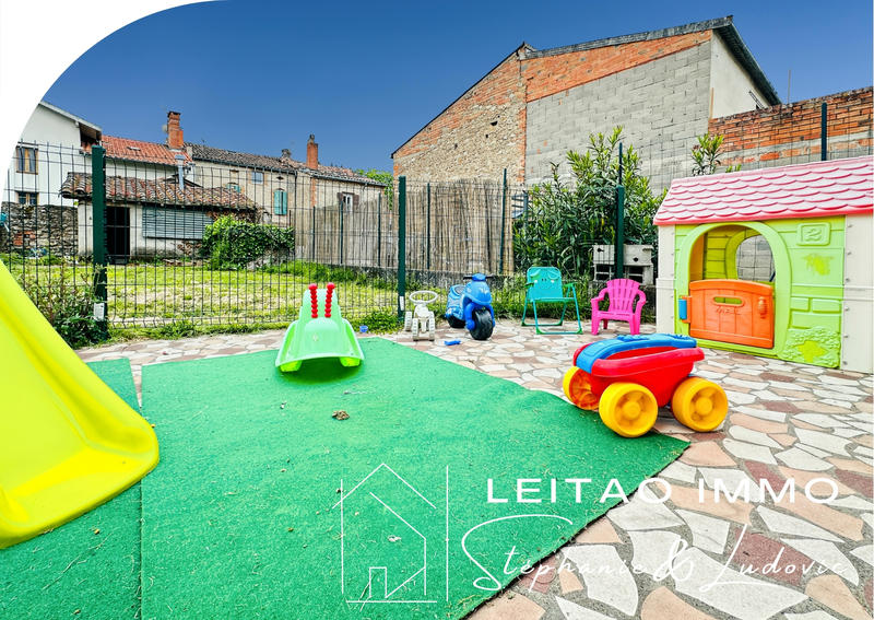 Maison - 176 m² - 7 pièces