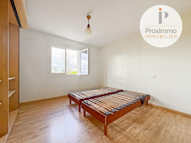 Maison - 137 m² - 5 pièces