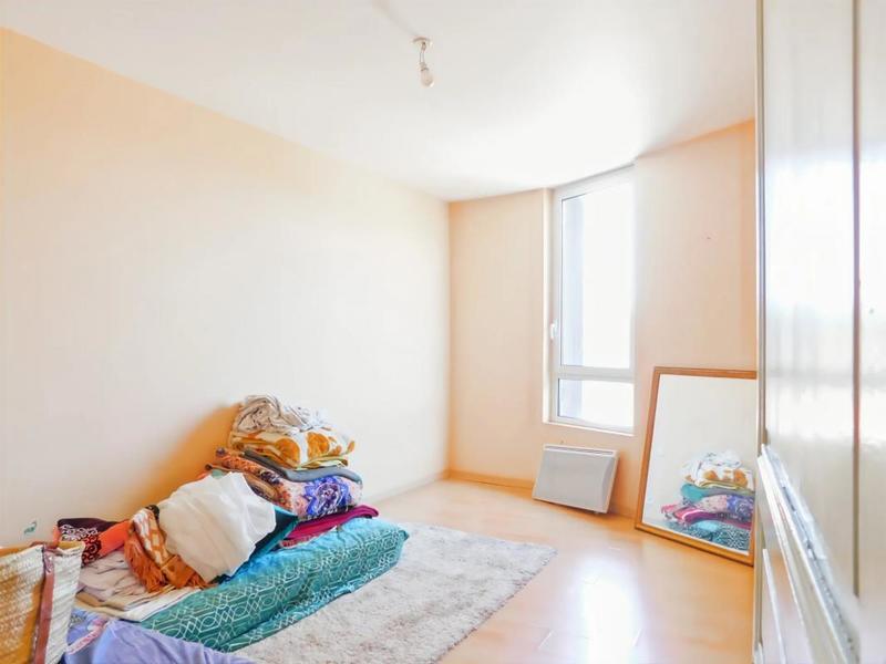 Maison - 210 m² - 6 pièces