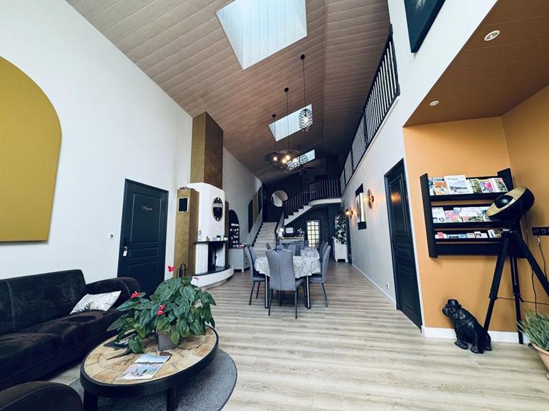 Demeure - 380 m² - 14 pièces