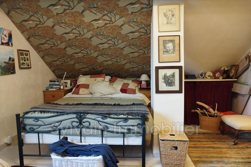 Maison - 264 m² - 14 pièces