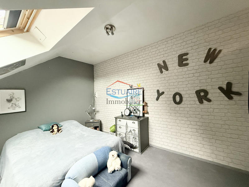 Maison - 204 m² - 7 pièces