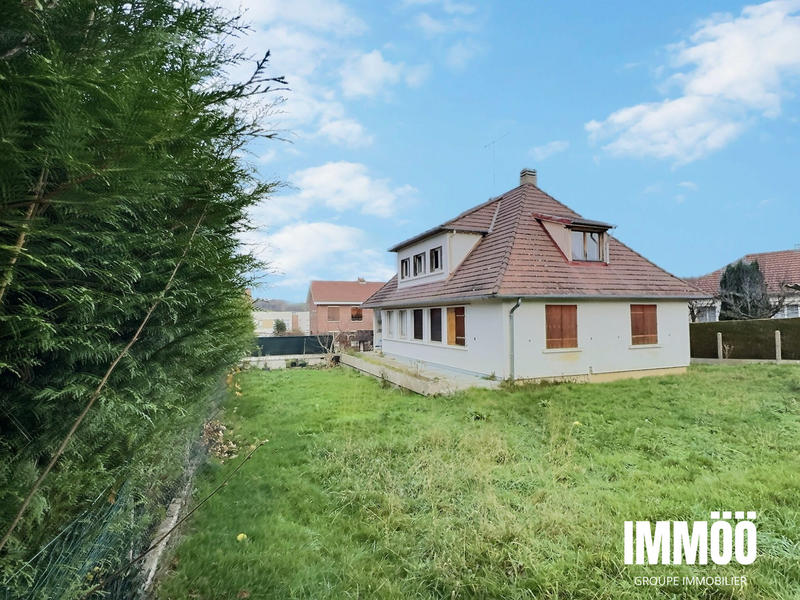 Maison traditionnelle - 135 m² - 6 pièces