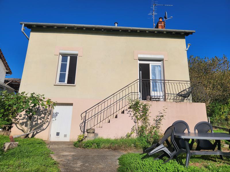 Maison - 98 m² - 5 pièces